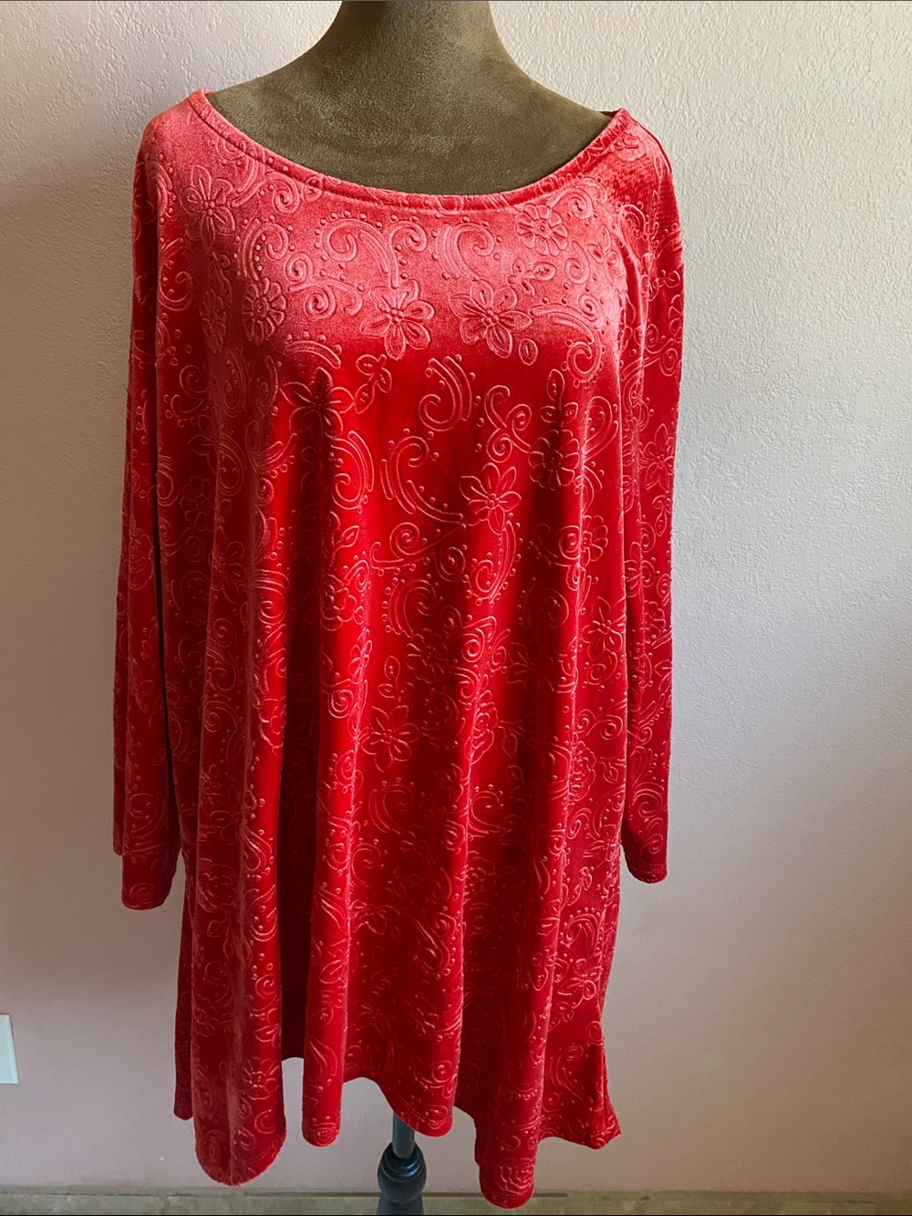 RUBY RD. Floral Burnout Velvet Swing Tunic in Red